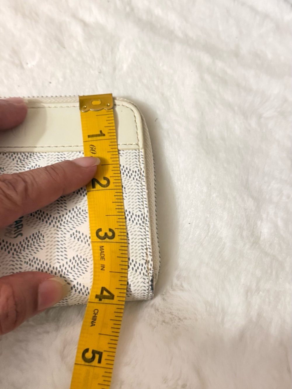 Goyard Cream and White Zip Around Wallet - Picture 6 of 7